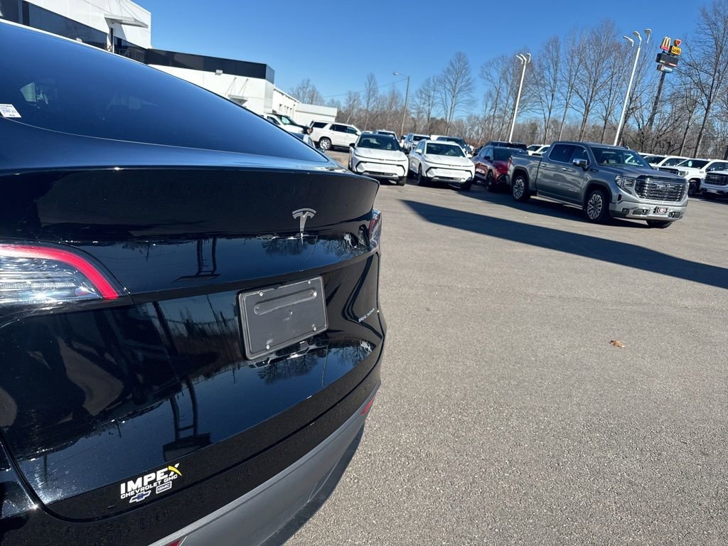 Used 2024 Tesla Model Y Long Range image 32