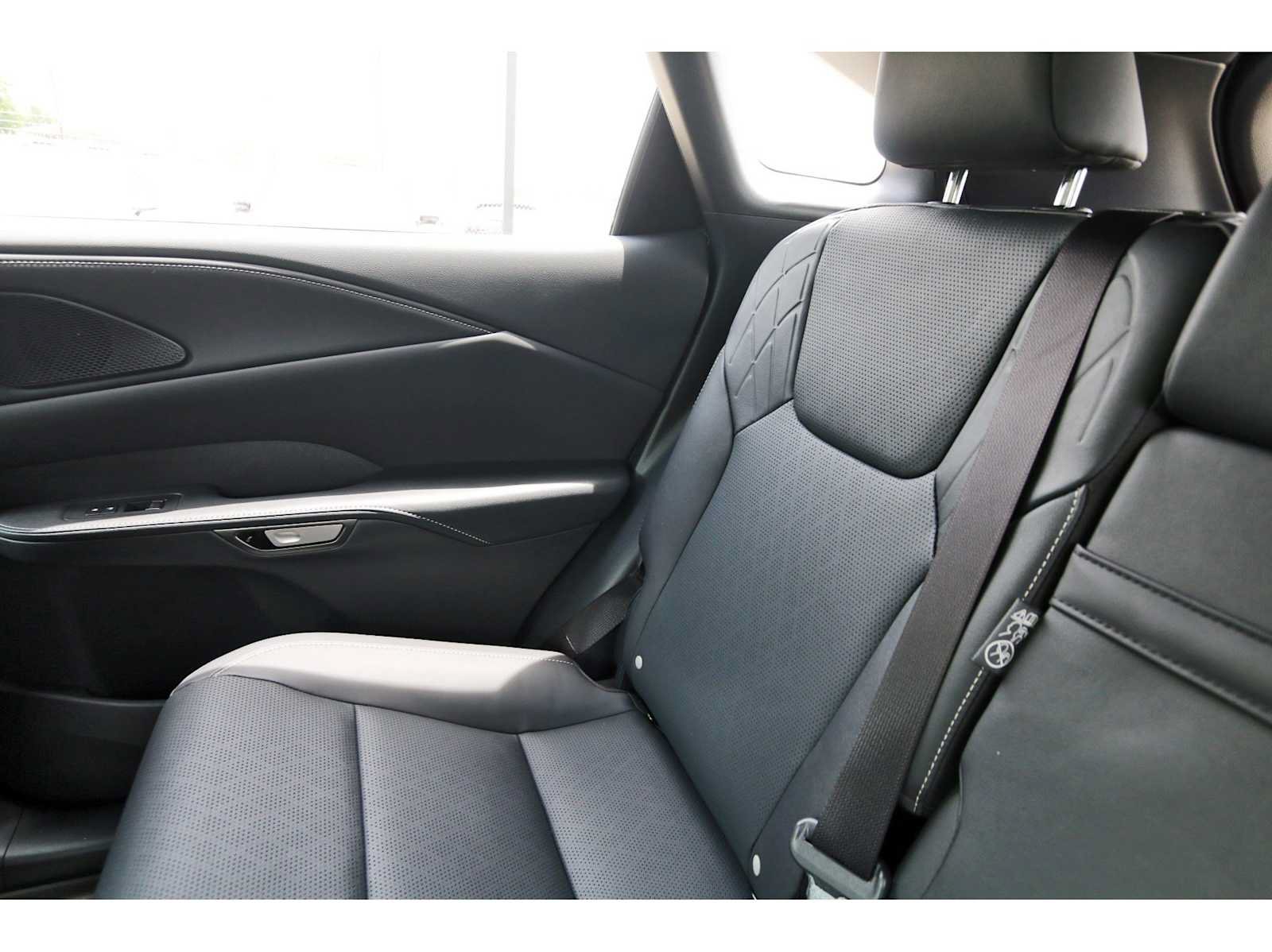 Used 2025 Lexus RX 350 Premium Plus w/ Accessory Package FWD image 9