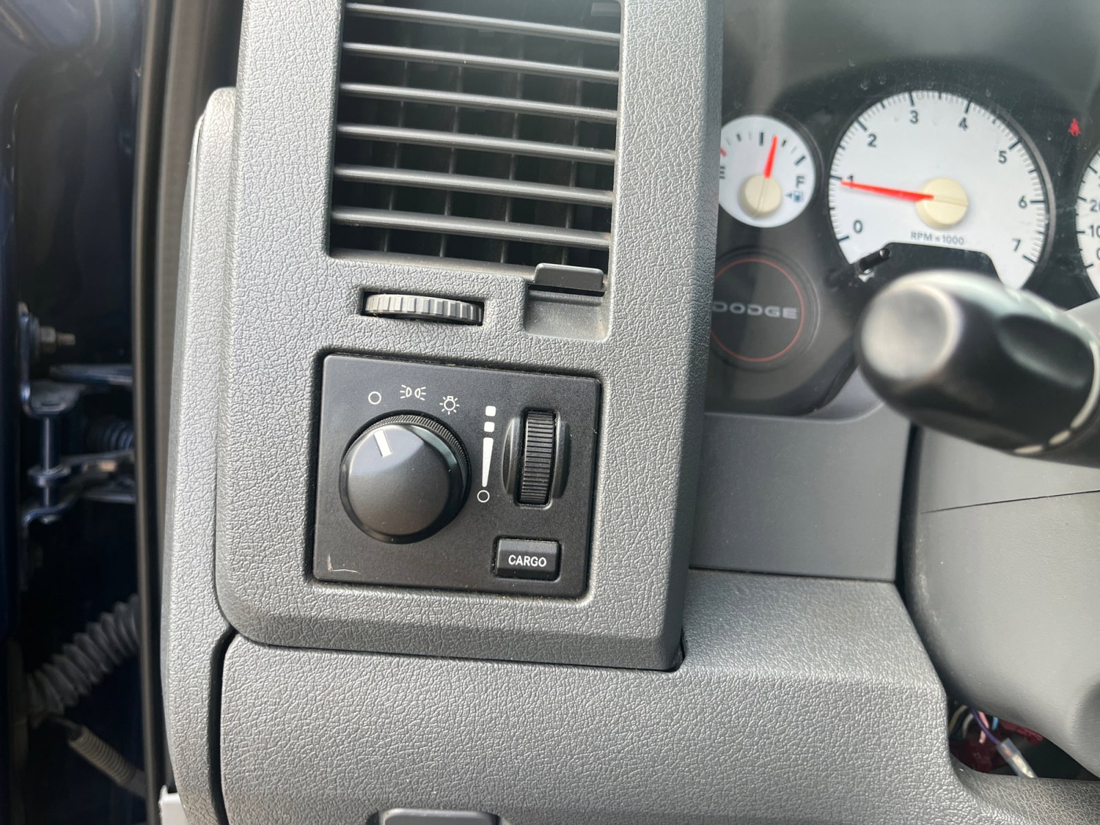 Used 2008 Dodge Ram 1500 Truck ST w/ Popular Equipment Group RWD image 12