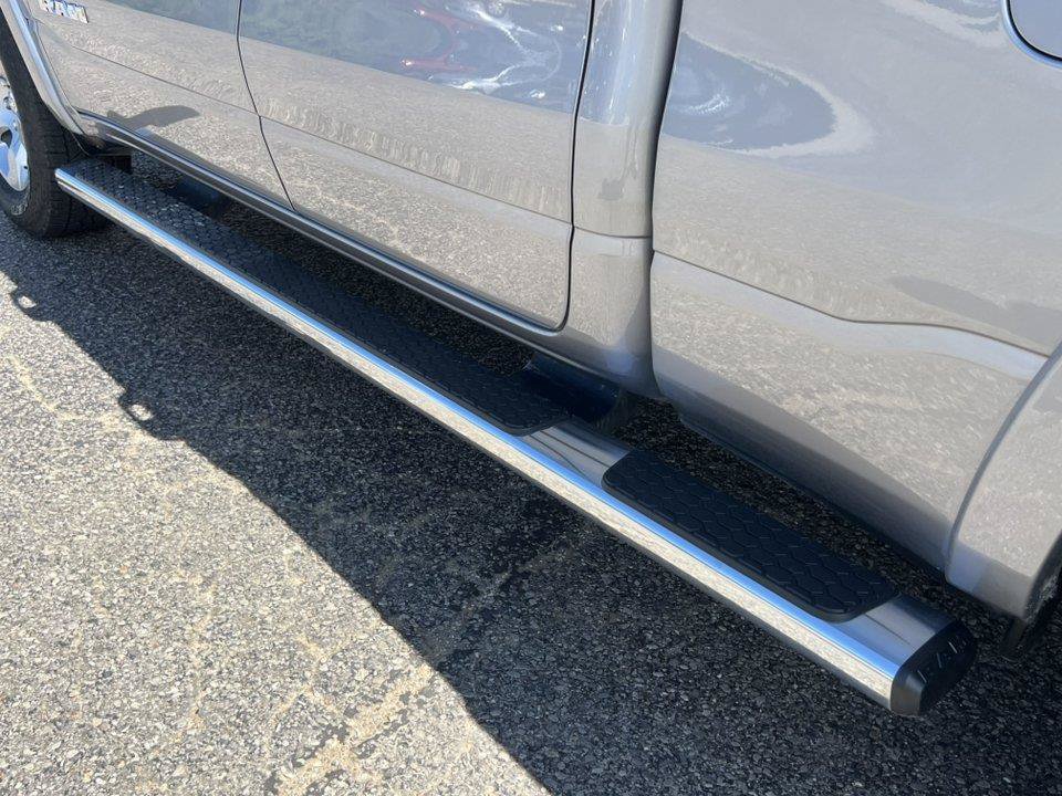 Used 2025 RAM 1500 Big Horn AWD/4WD image 8