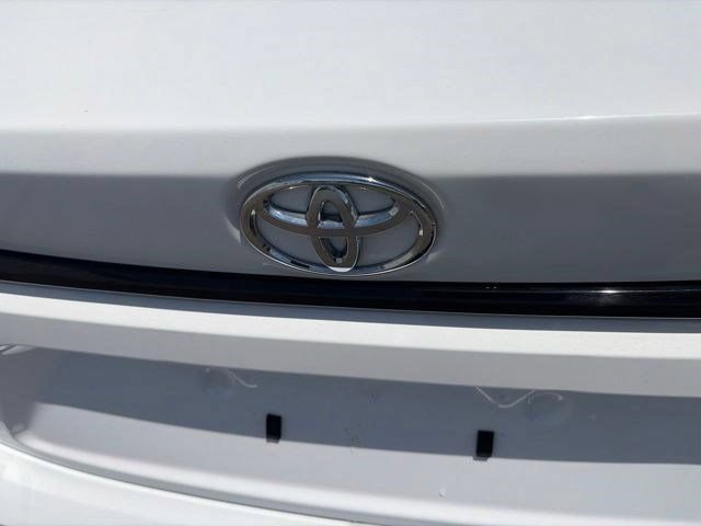 Used 2023 Toyota Corolla LE FWD image 44