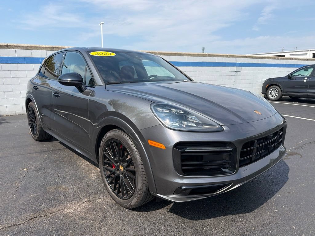 Used 2023 Porsche Cayenne GTS AWD/4WD image 7