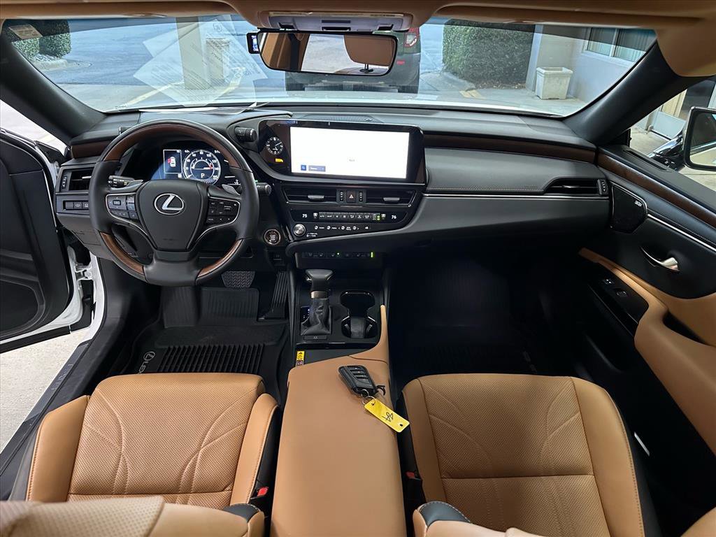 Used 2024 Lexus ES 350 Ultra Luxury image 36