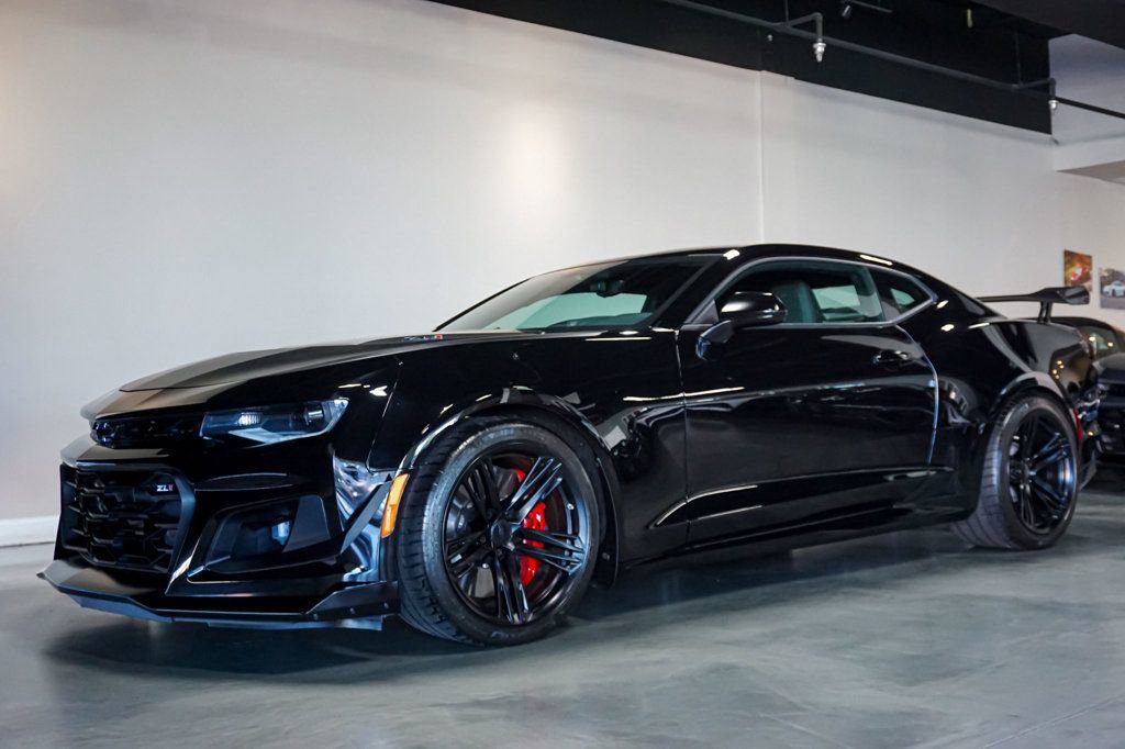 Used 2023 Chevrolet Camaro ZL1 image 3