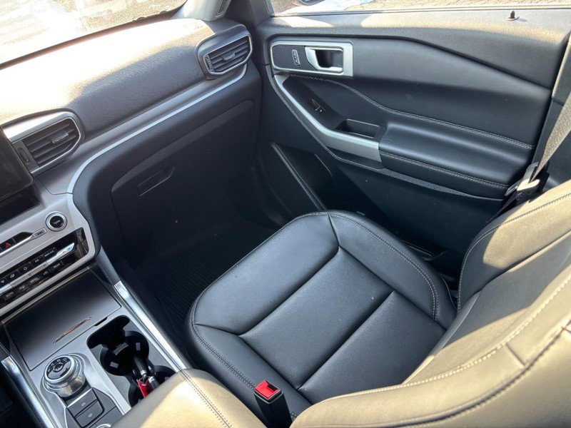 Used 2023 Ford Explorer XLT w/ Equipment Group 202A image 16