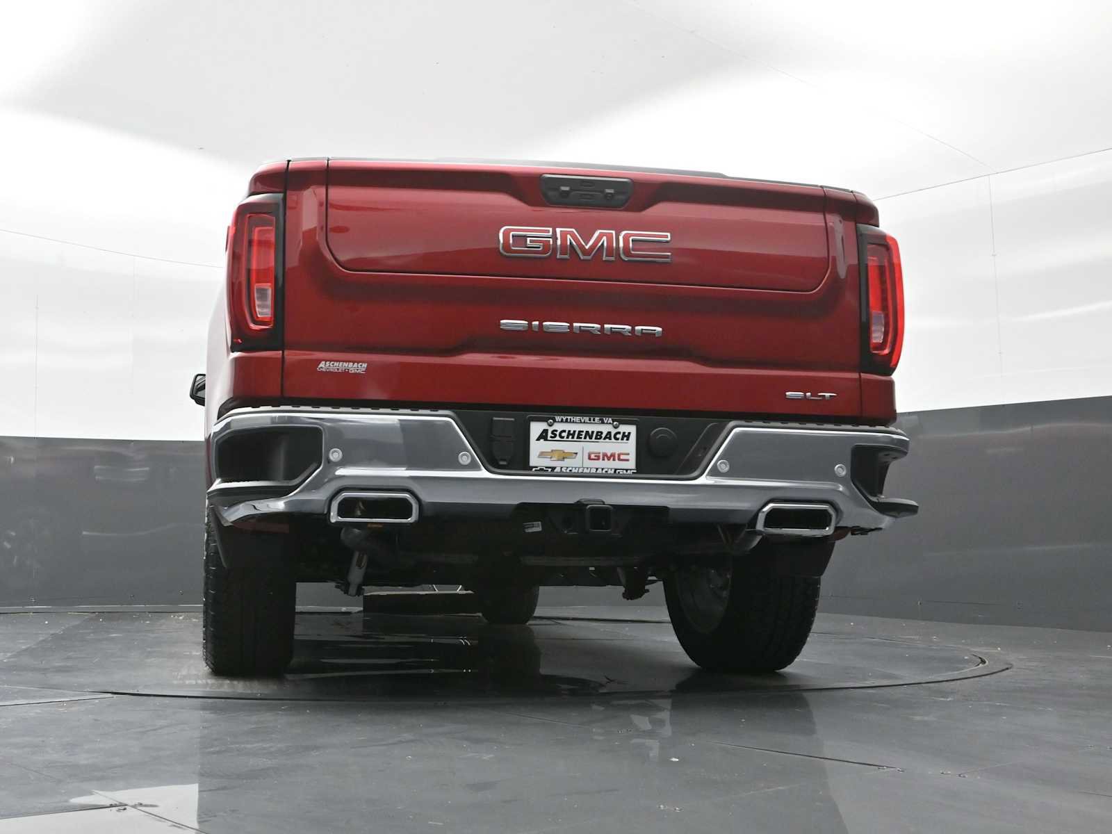 Used 2026 GMC Sierra 1500 SLT w/ SLT Premium Plus Package image 29