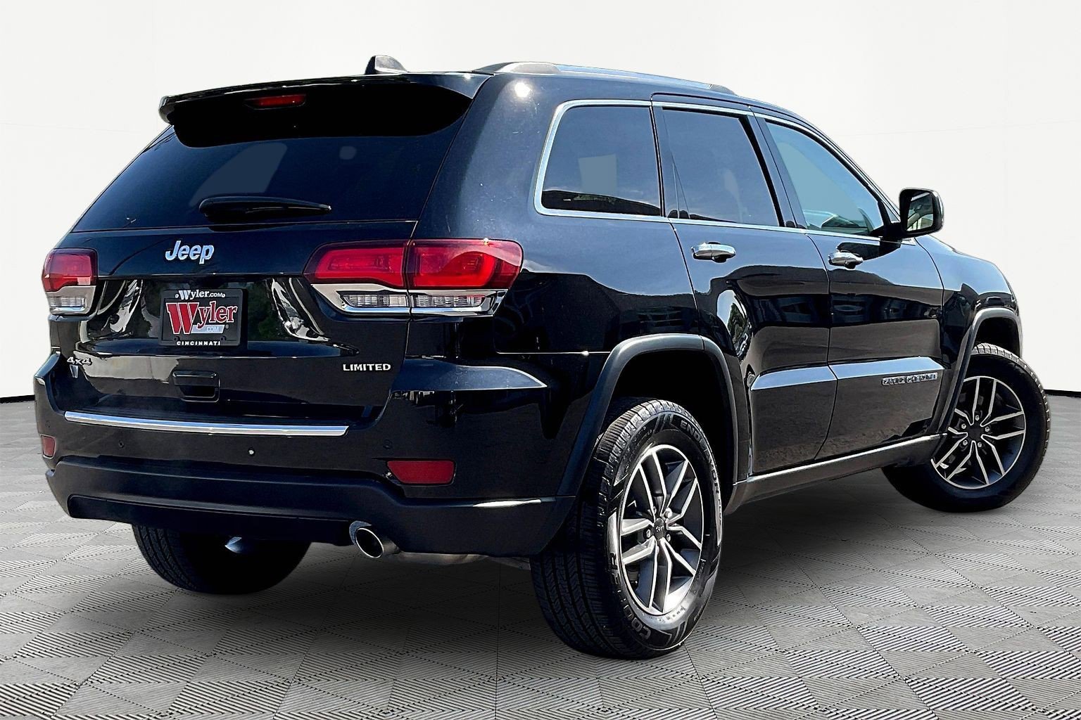 Used 2021 Jeep Grand Cherokee Limited w/ Luxury Group II AWD/4WD image 6