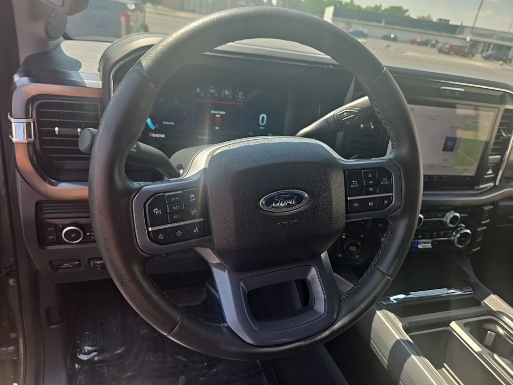 Used 2026 Ford F350 Lariat w/ Black Appearance Package AWD/4WD image 14