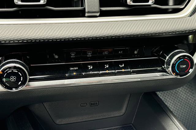 New 2026 Chevrolet Equinox LT w/ Midnight Edition image 20