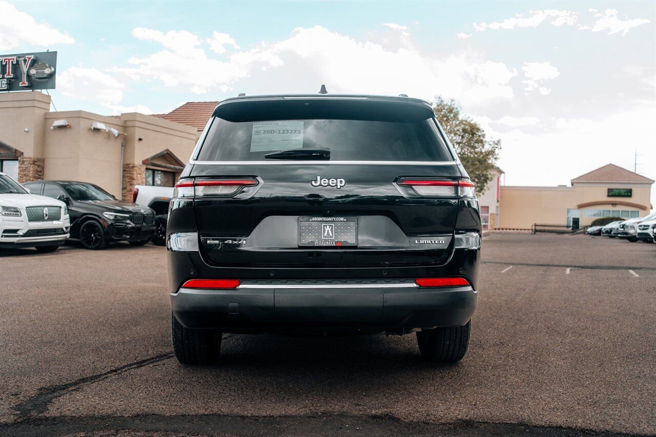 Used 2023 Jeep Grand Cherokee L Limited w/ Trailer Tow Group (B) image 6
