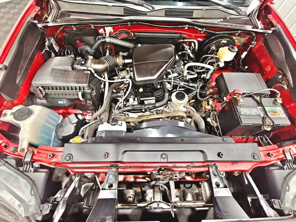 Used 2016 Toyota Tacoma SR image 37