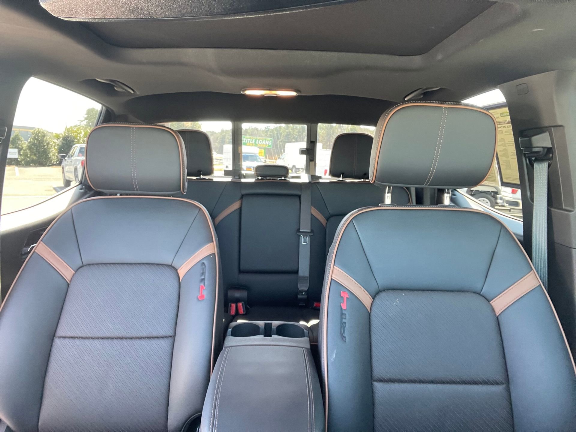 Used 2025 GMC Canyon AT4 w/ Nightfall Edition image 29