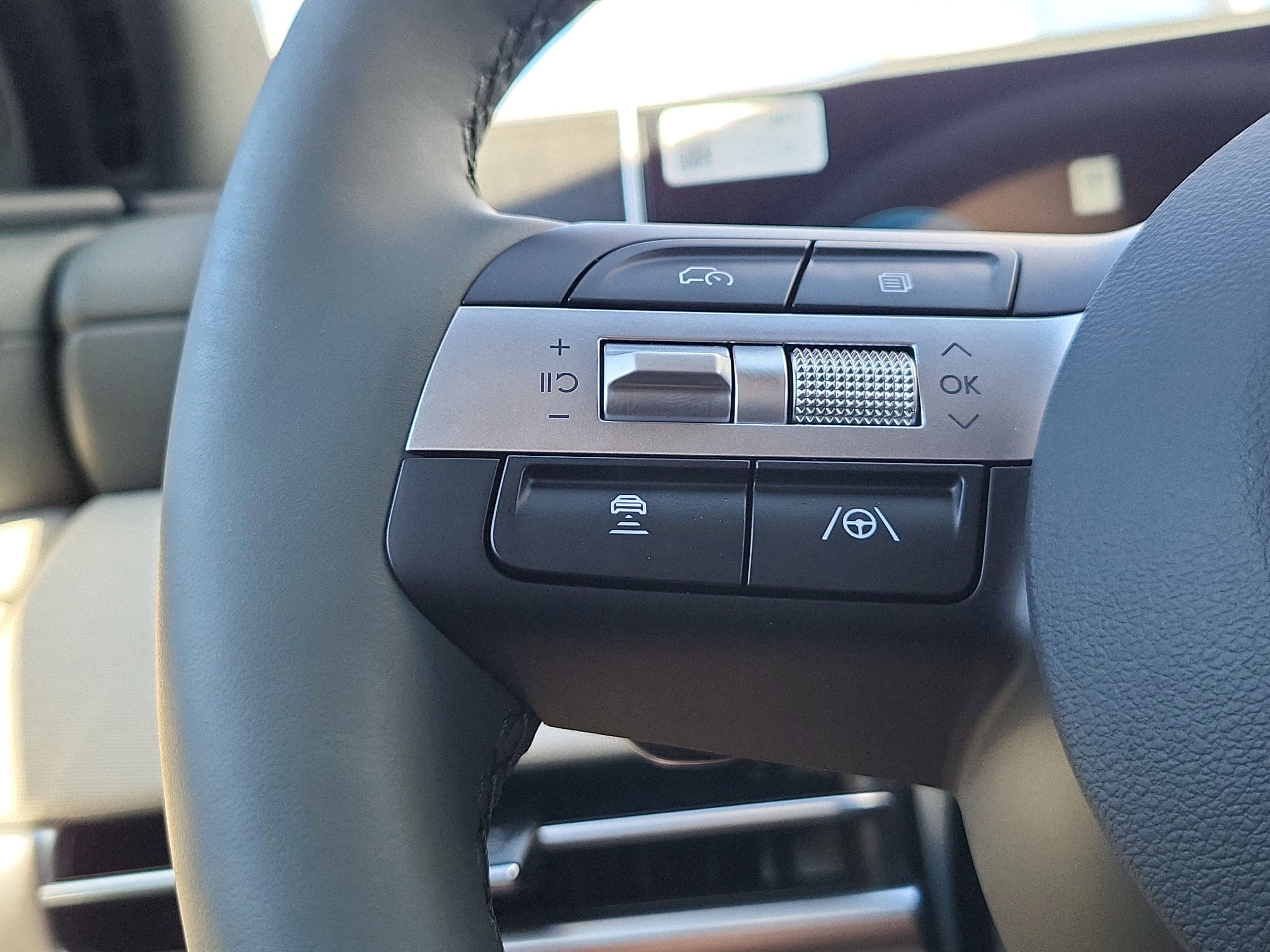 New 2025 Hyundai Tucson Limited w/ Tow & Go Package image 16