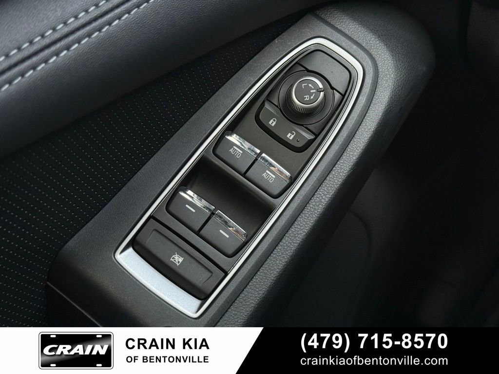 Used 2023 Subaru Ascent Limited AWD/4WD image 11