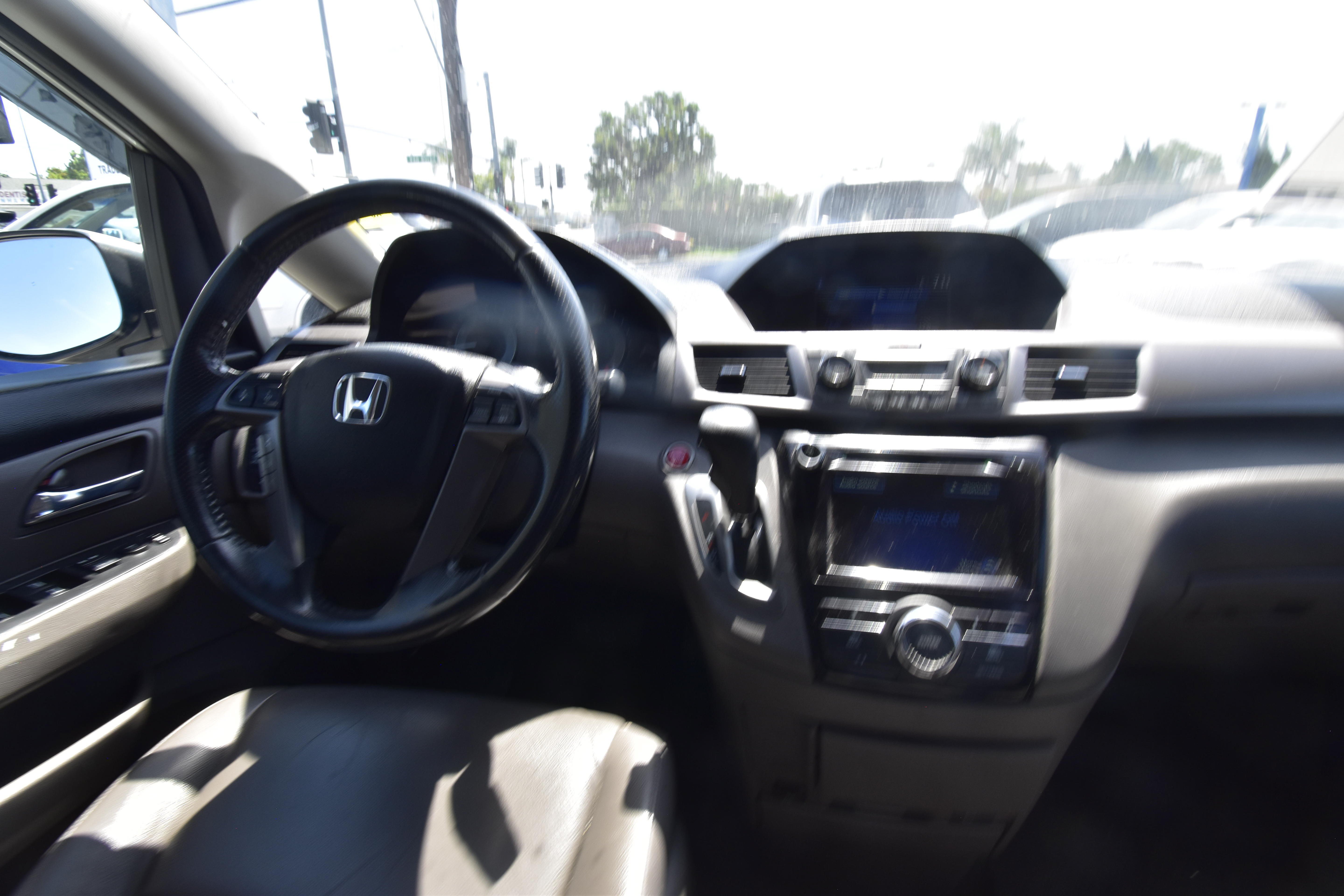 Used 2017 Honda Odyssey EX-L image 8