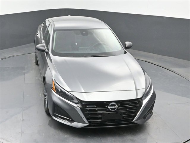 Used 2025 Nissan Altima 2.5 SV image 32