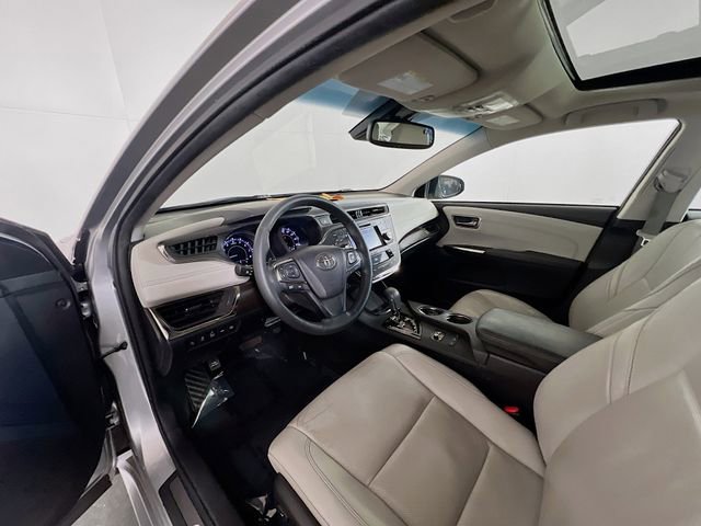 Used 2016 Toyota Avalon Limited w/ Toyota Safety Sense Package image 20