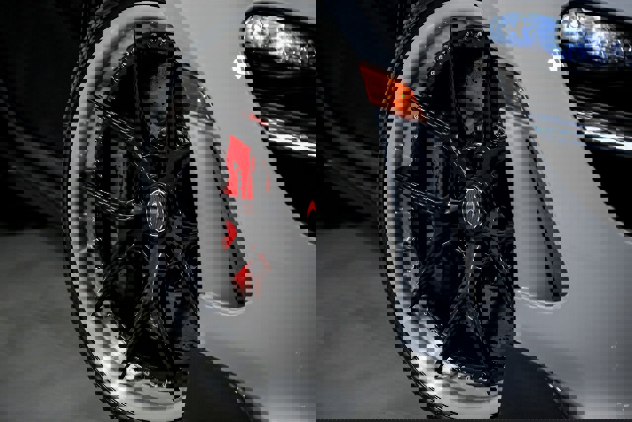 Used 2018 McLaren 720S image 4