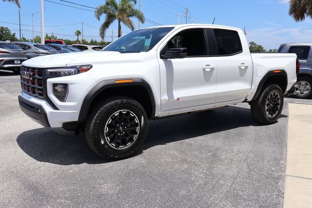 New 2026 GMC Canyon AT4 w/ Technology Plus Package AWD/4WD image 4