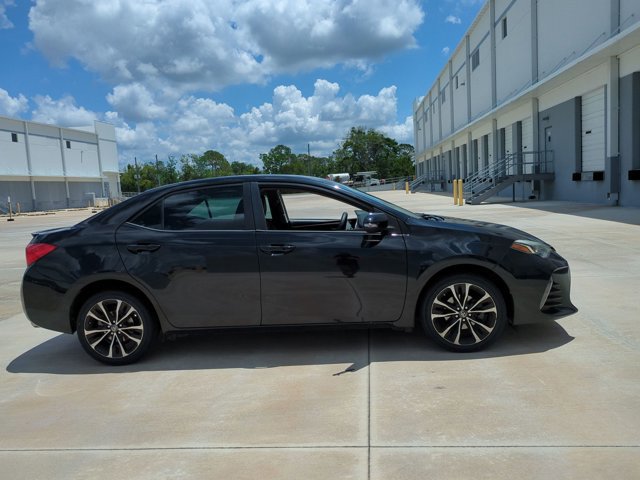 Used 2019 Toyota Corolla SE FWD image 4