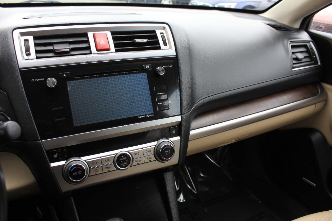 Used 2016 Subaru Outback 3.6R Limited image 21