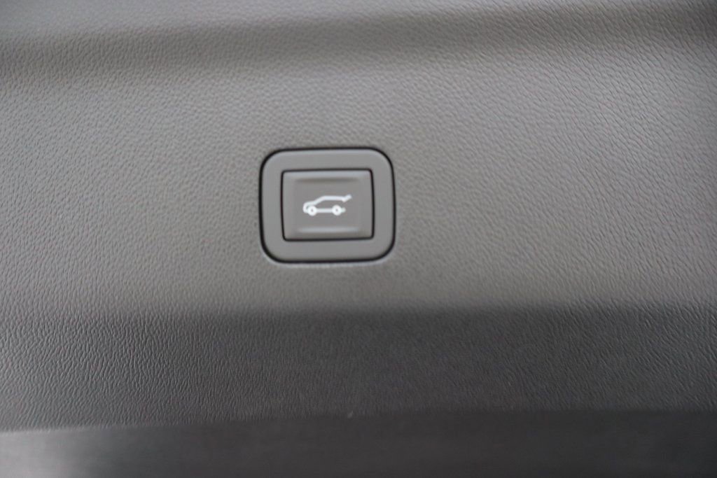 New 2026 Chevrolet Tahoe High Country image 27