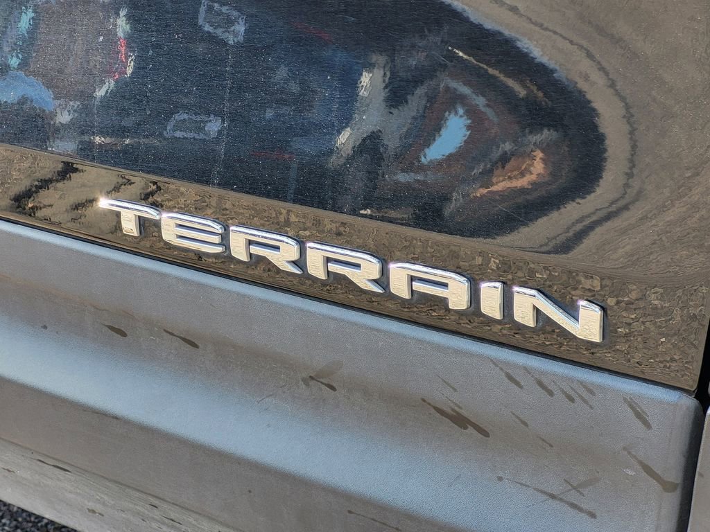 Used 2024 GMC Terrain SLT image 30