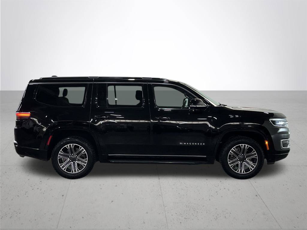 Used 2024 Jeep Wagoneer Series II AWD/4WD image 9