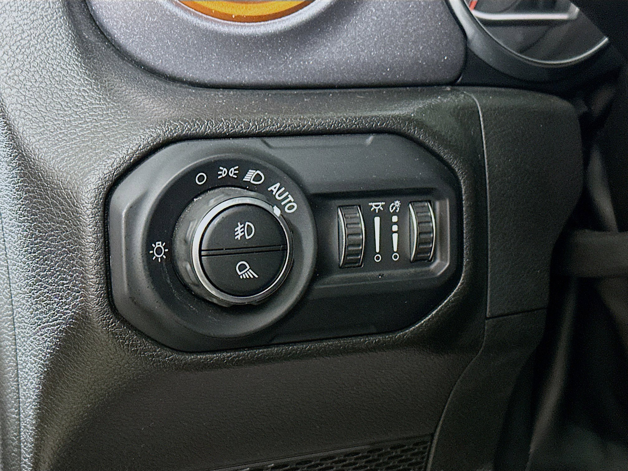 Used 2022 Jeep Gladiator Mojave w/ LED Lighting Group AWD/4WD image 10