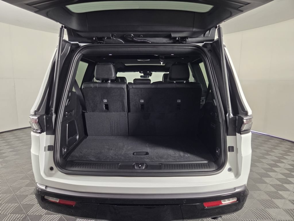 New 2026 Jeep Grand Wagoneer Limited AWD/4WD image 20