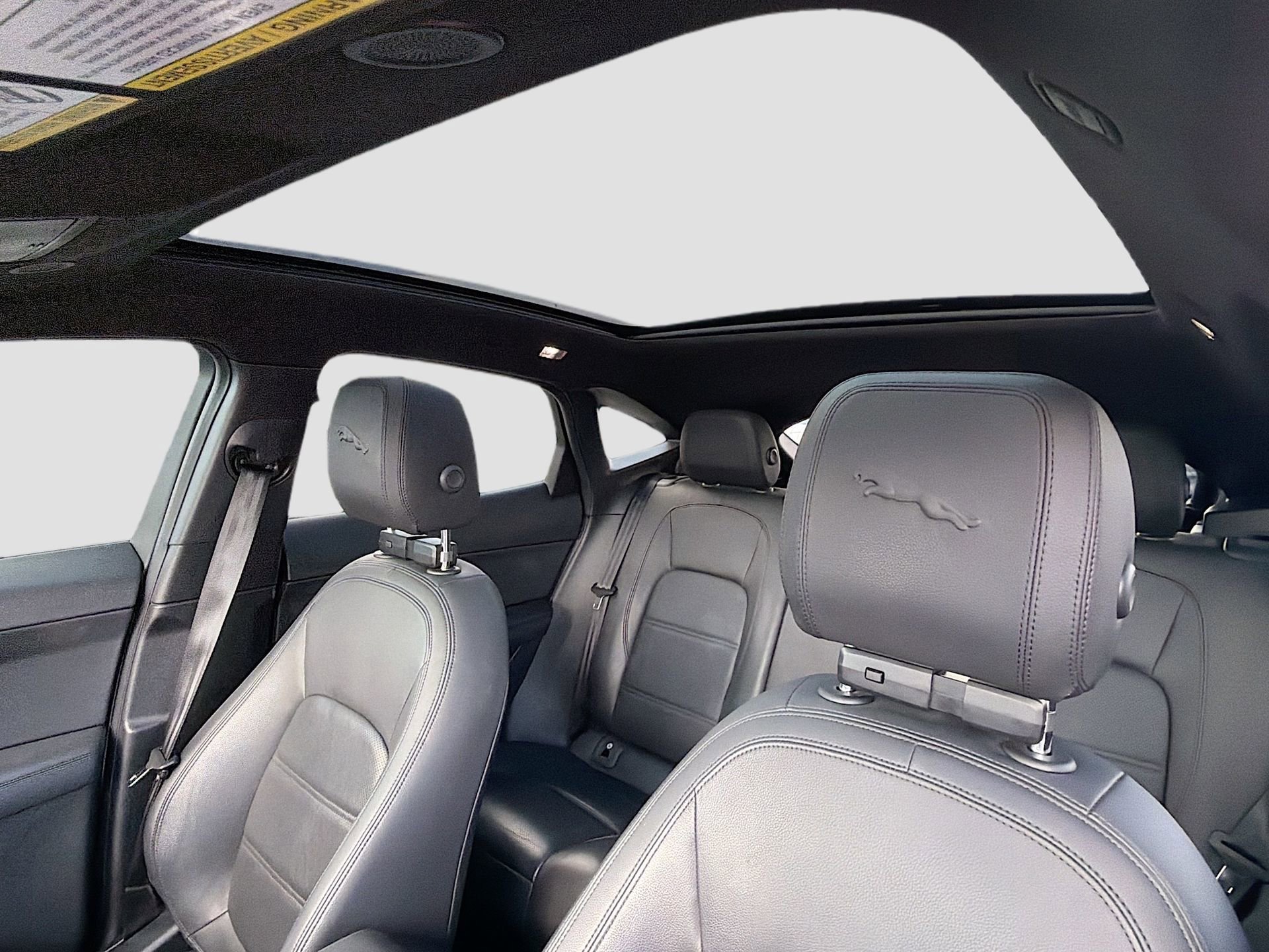 Used 2022 Jaguar E-PACE SE image 25