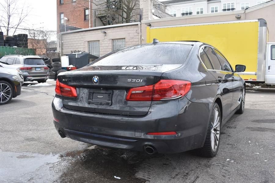 Used 2019 BMW 530i xDrive w/ Convenience Package AWD/4WD image 6