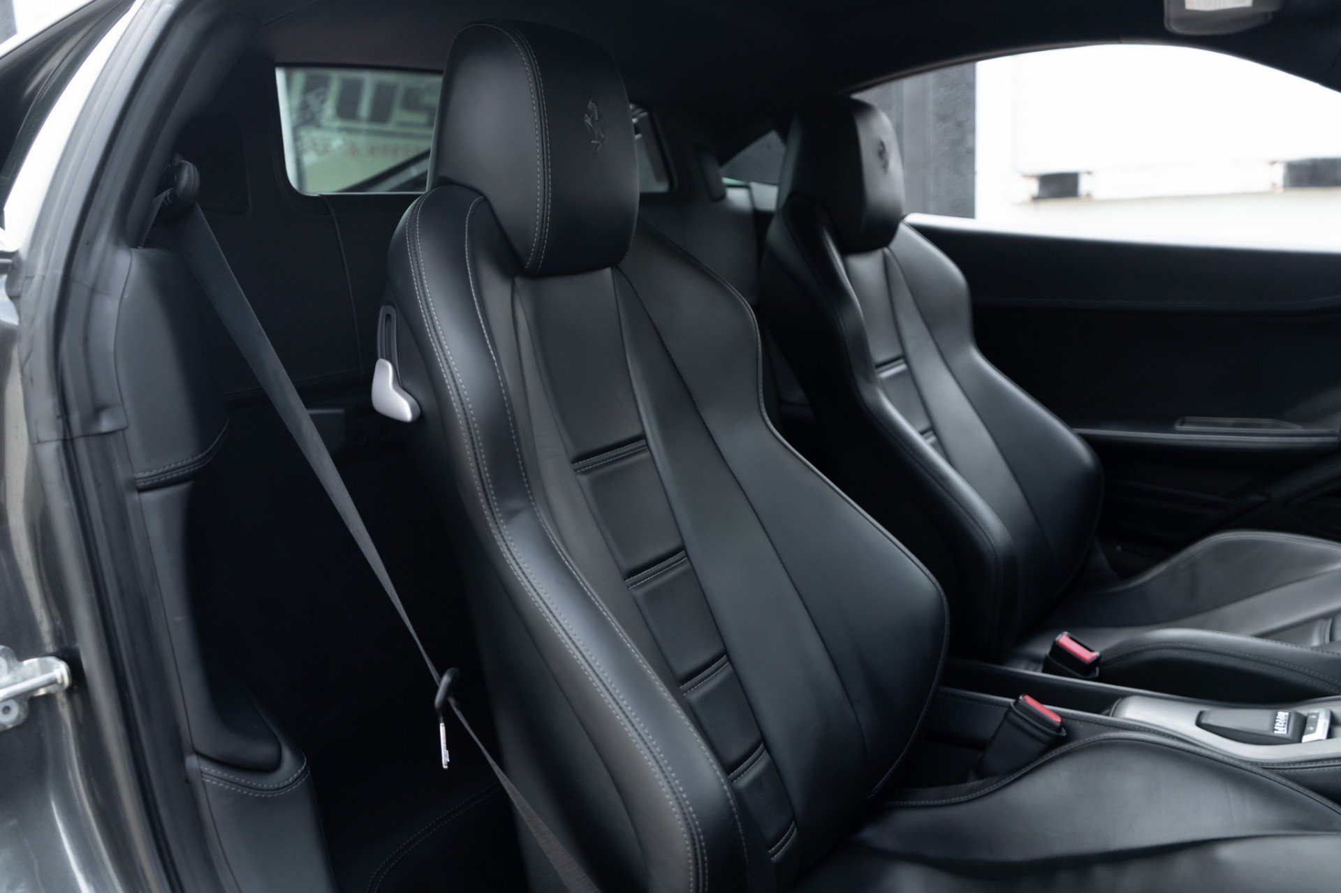 Used 2013 Ferrari 458 Italia Coupe RWD image 29