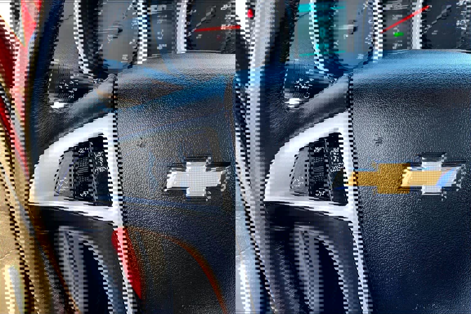 Used 2017 Chevrolet Equinox LT w/ Convenience Package image 20