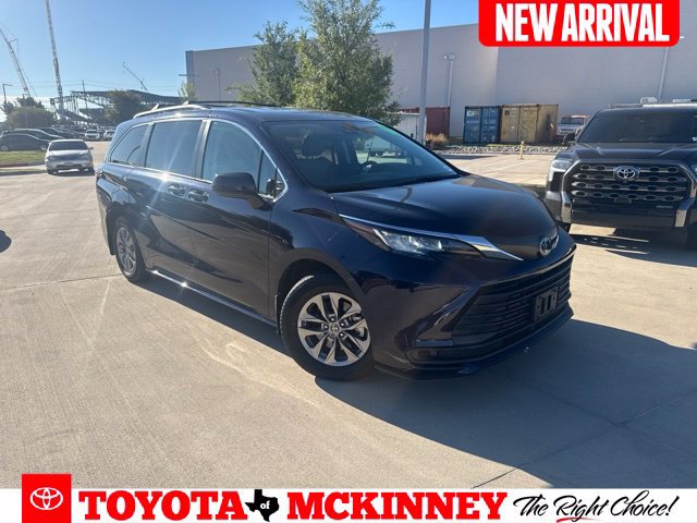 Used 2022 Toyota Sienna LE
