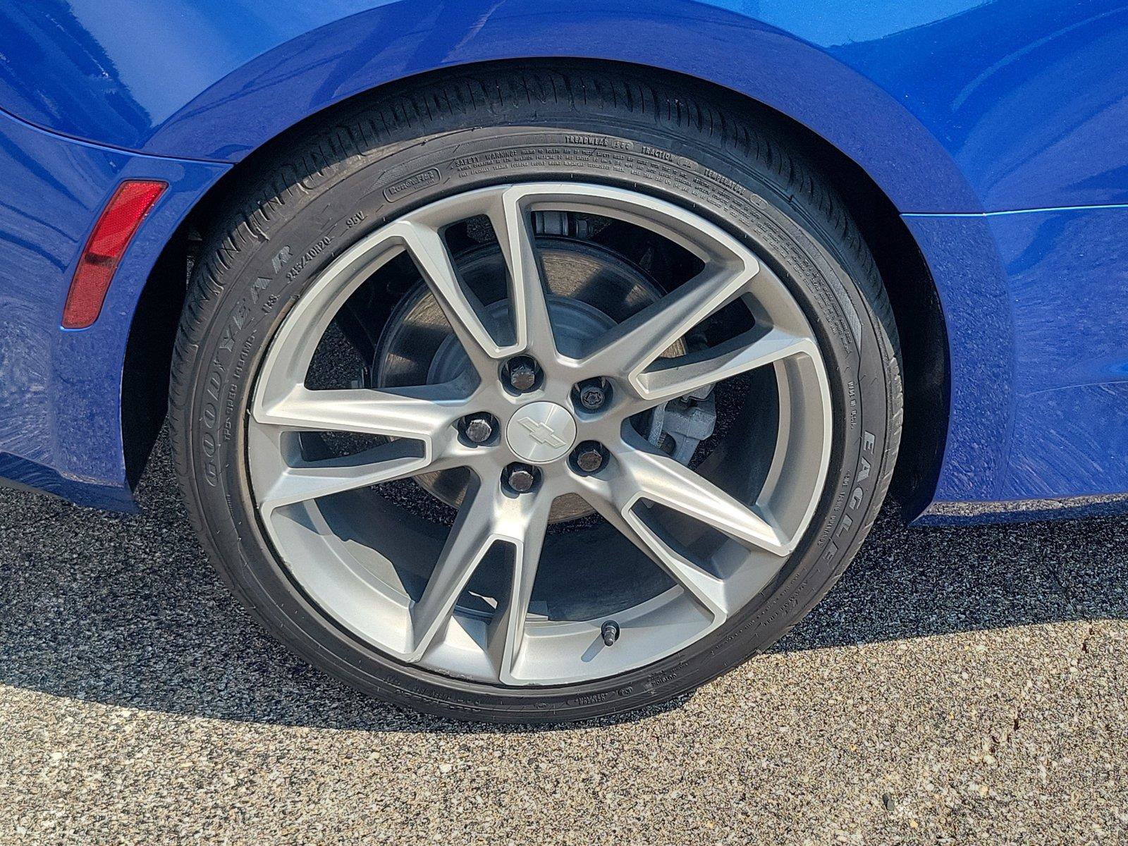 Used 2023 Chevrolet Camaro LT w/ RS Package RWD image 5