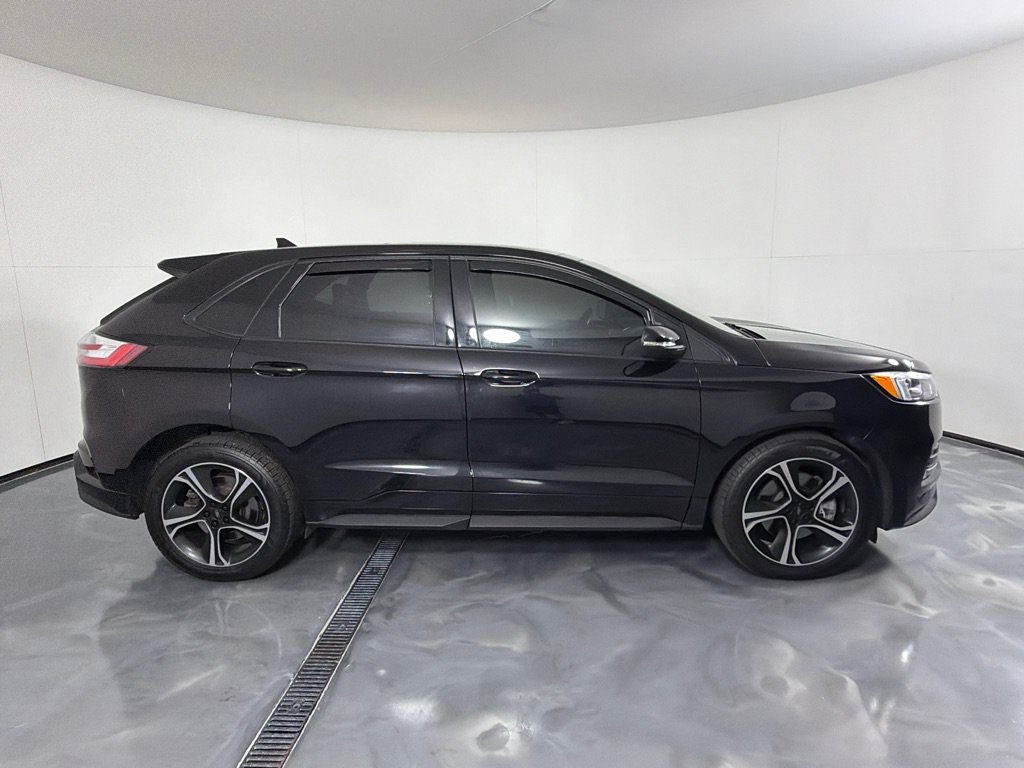 Used 2019 Ford Edge ST AWD/4WD image 4
