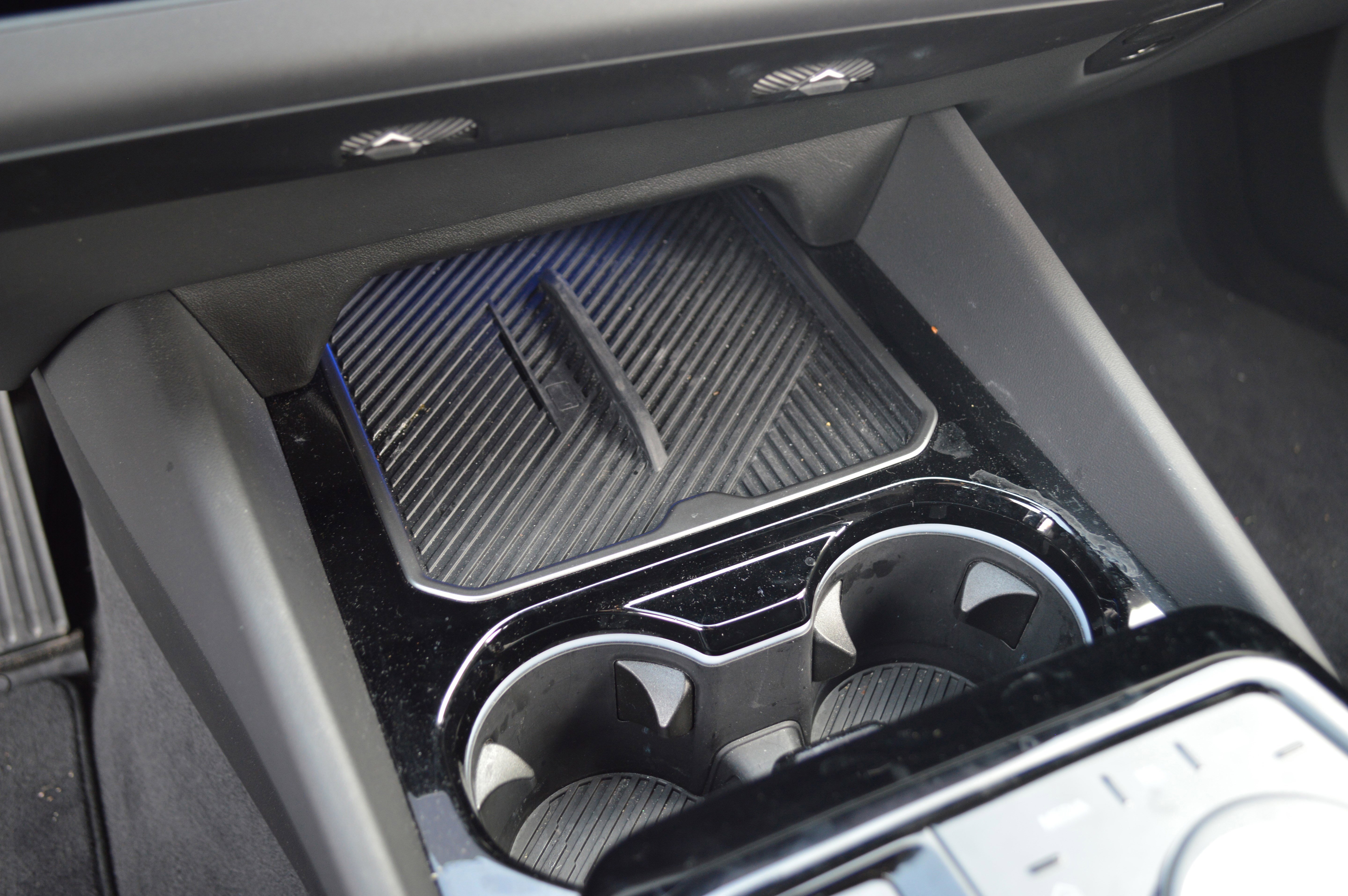 Used 2025 BMW 530i xDrive w/ Premium Package image 23