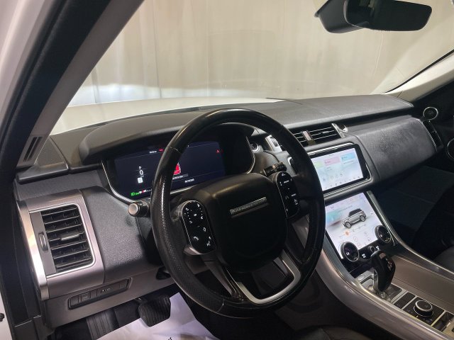 Used 2018 Land Rover Range Rover Sport HSE AWD/4WD image 12