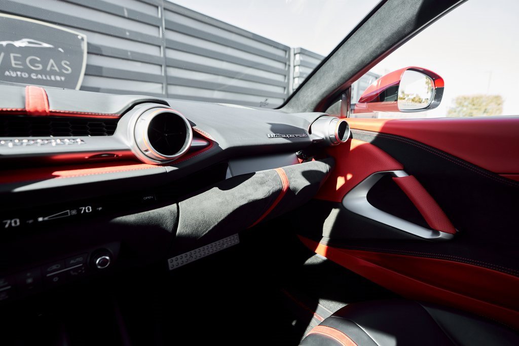 Used 2018 Ferrari 812 Superfast image 76