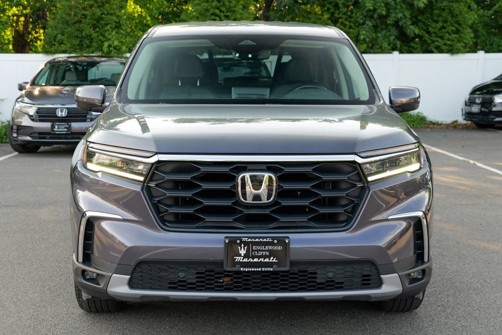 Used 2025 Honda Pilot EX-L image 2