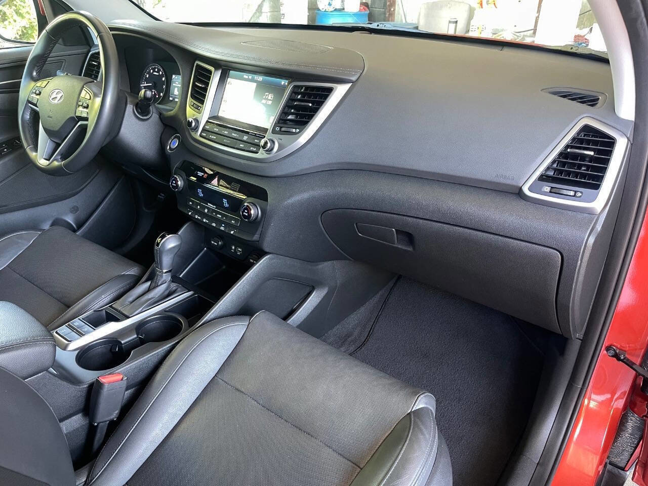 Used 2016 Hyundai Tucson Limited image 6