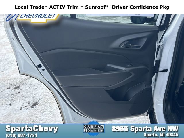 Used 2025 Chevrolet Trax ACTIV w/ Sunroof Package image 19
