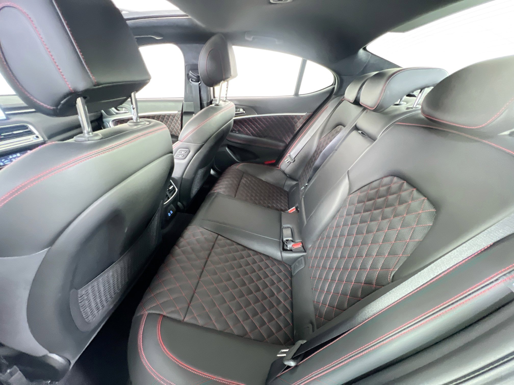 Used 2025 Genesis G70 3.3T Advanced w/ Sport Prestige Package image 25