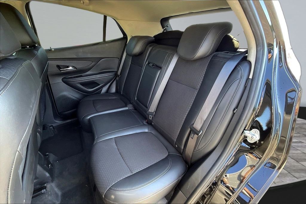 Used 2020 Buick Encore Preferred w/ Safety Package AWD/4WD image 25