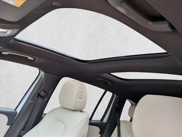 Used 2022 Mercedes-Benz GLB 250 4MATIC image 15