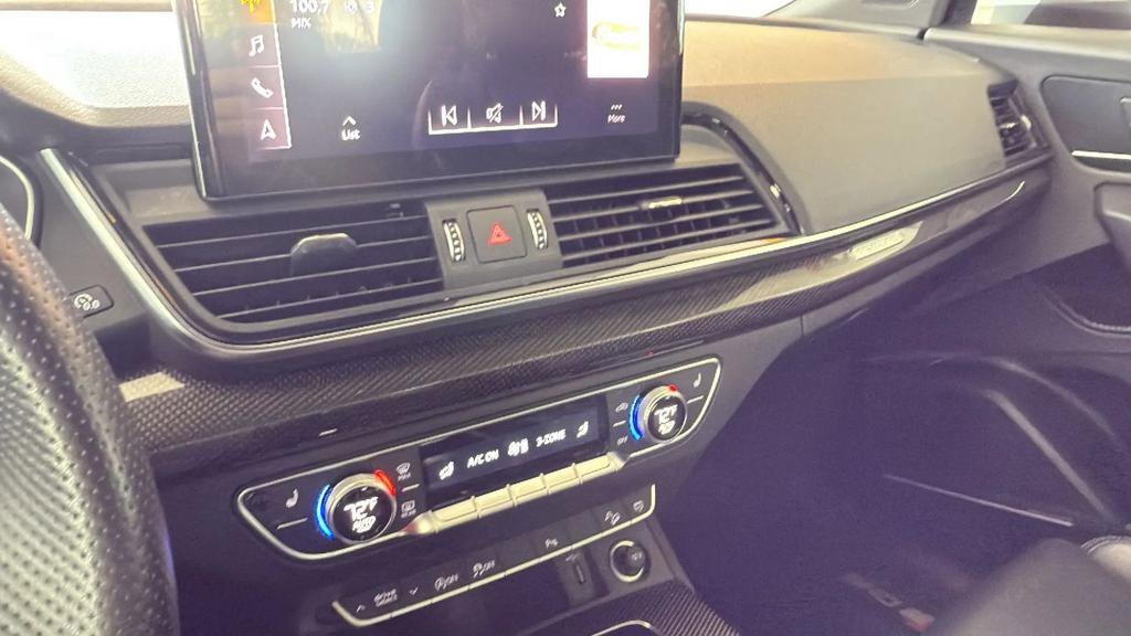 Used 2021 Audi SQ5 Premium Plus w/ Premium Plus Package image 29