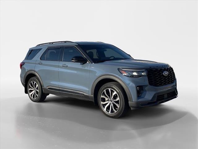 Certified 2025 Ford Explorer ST-Line image 8