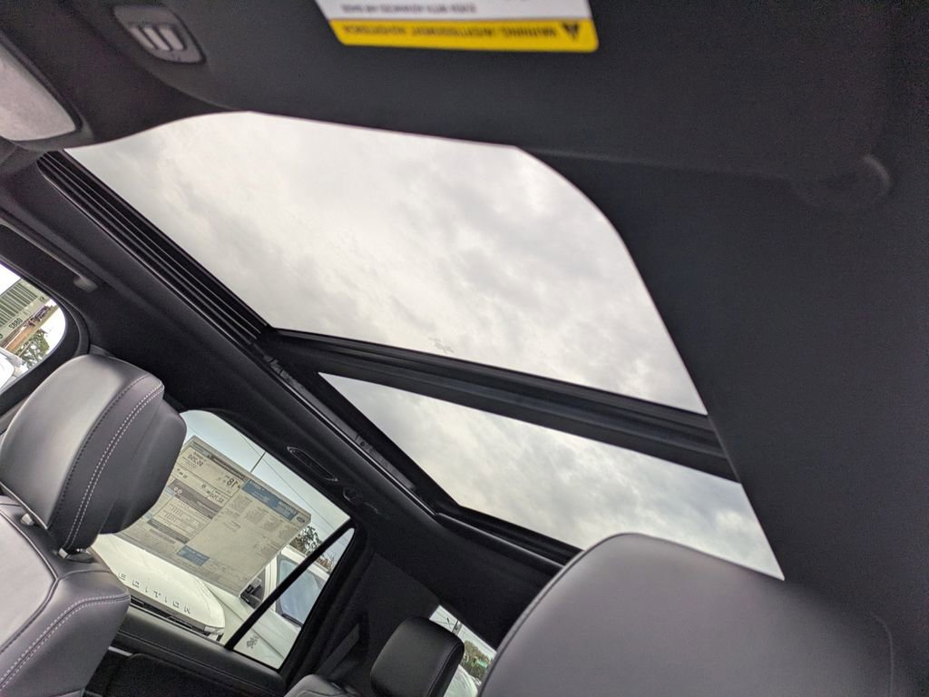 New 2026 Ford Expedition Platinum w/ Stealth Appearance Package image 21
