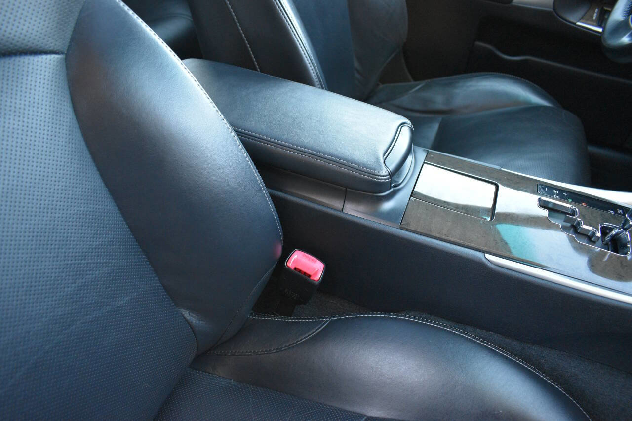 Used 2011 Lexus IS 250 AWD image 26